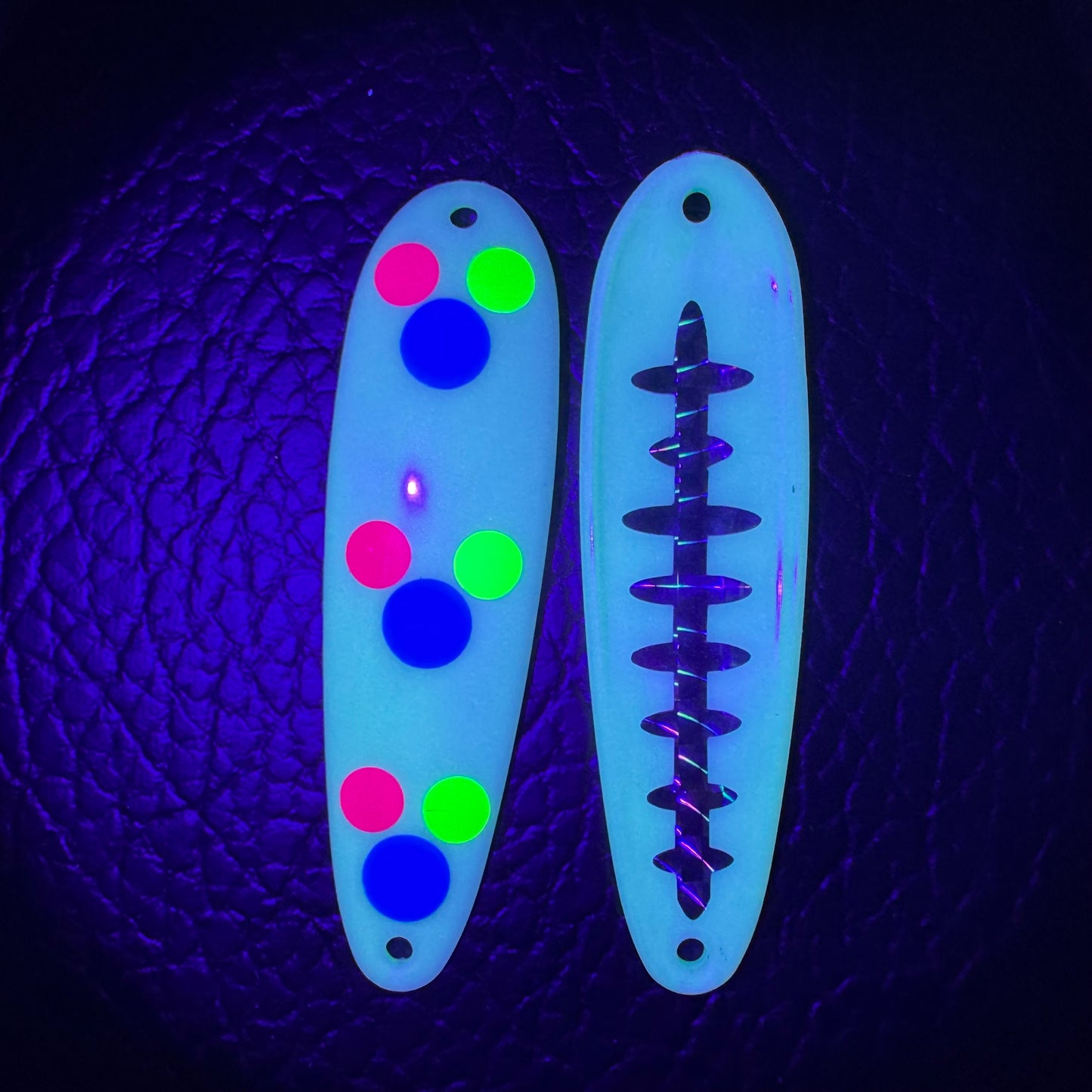 Wilson F - Oregon - Custom Salmon Buster Spoons + UV Lights x2